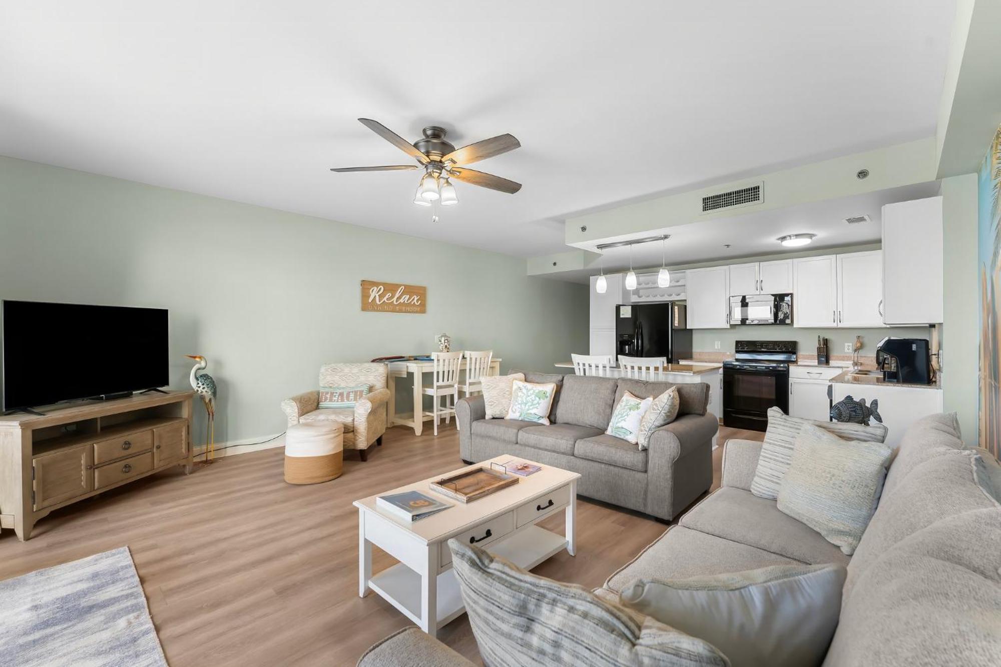 Living Right At Laketown Wharf #1016 By Nautical Properties Panama City Beach Exterior photo