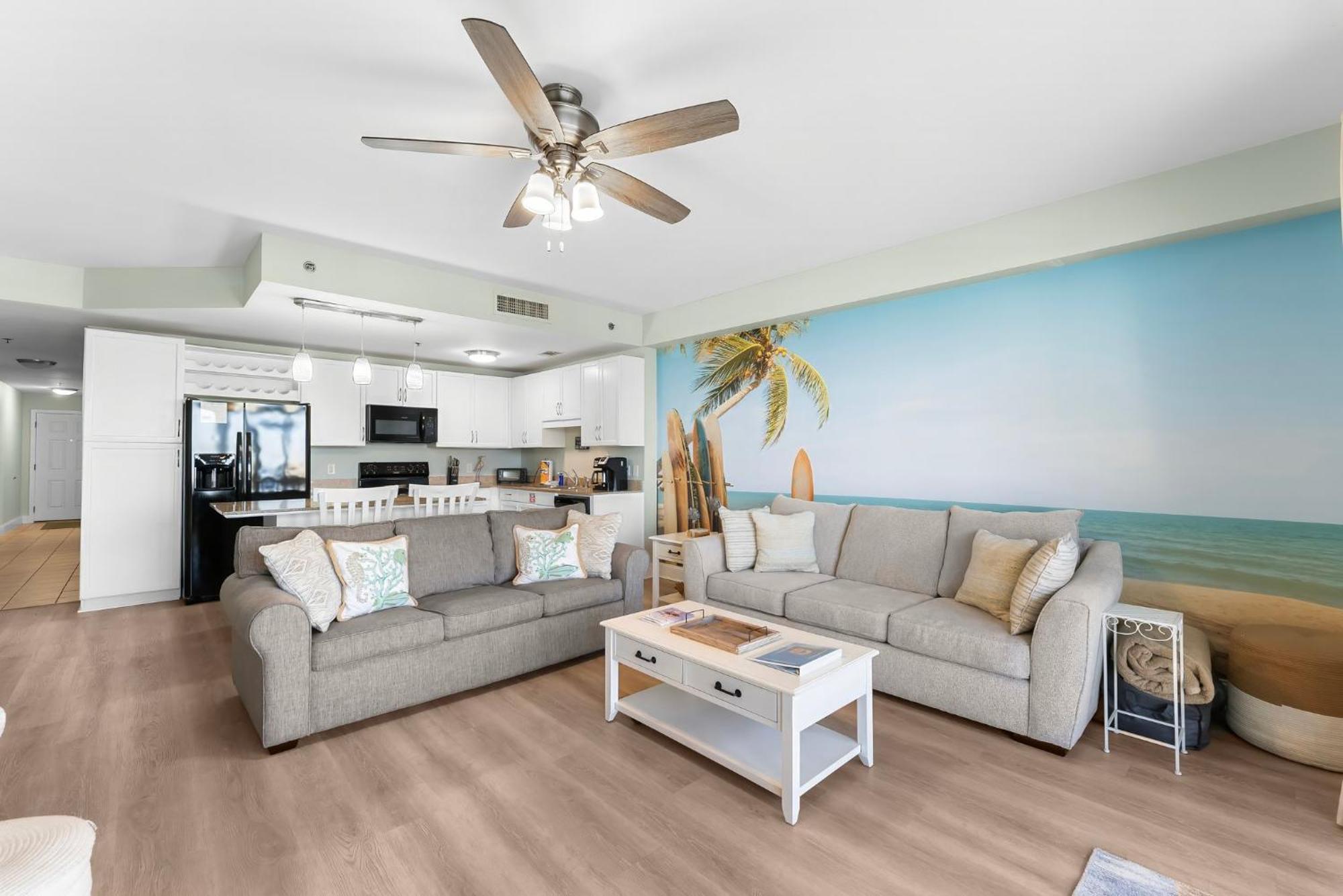 Living Right At Laketown Wharf #1016 By Nautical Properties Panama City Beach Exterior photo